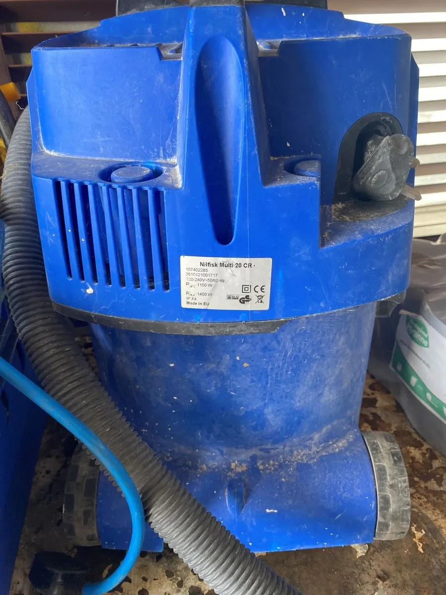 Cleaning equipment & materials - Image 3