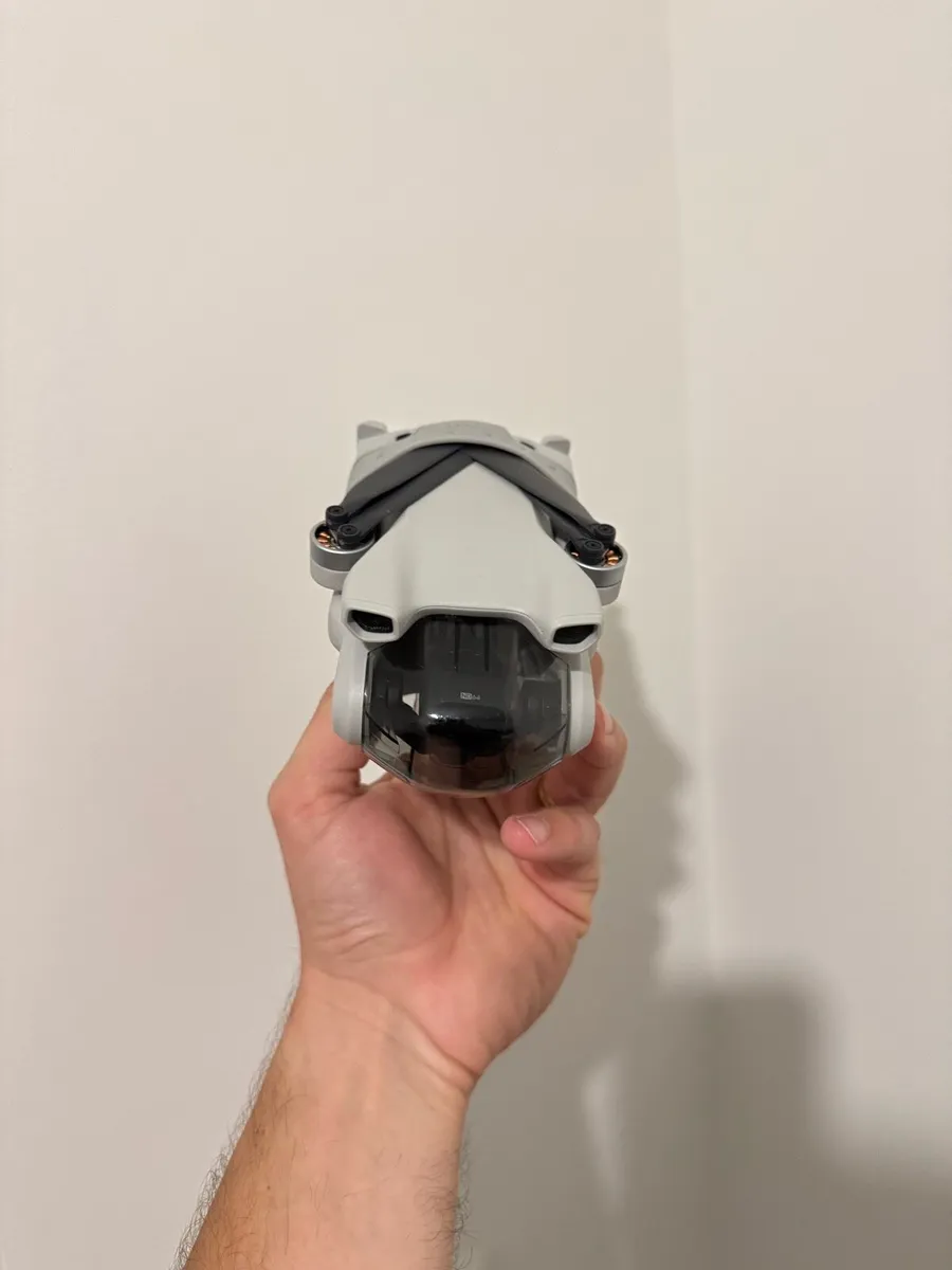 DJI mini 3 - fly more combo - Image 1