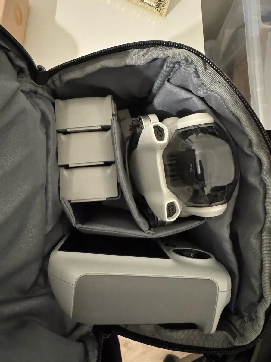 DJI mini 3 - fly more combo - Image 3