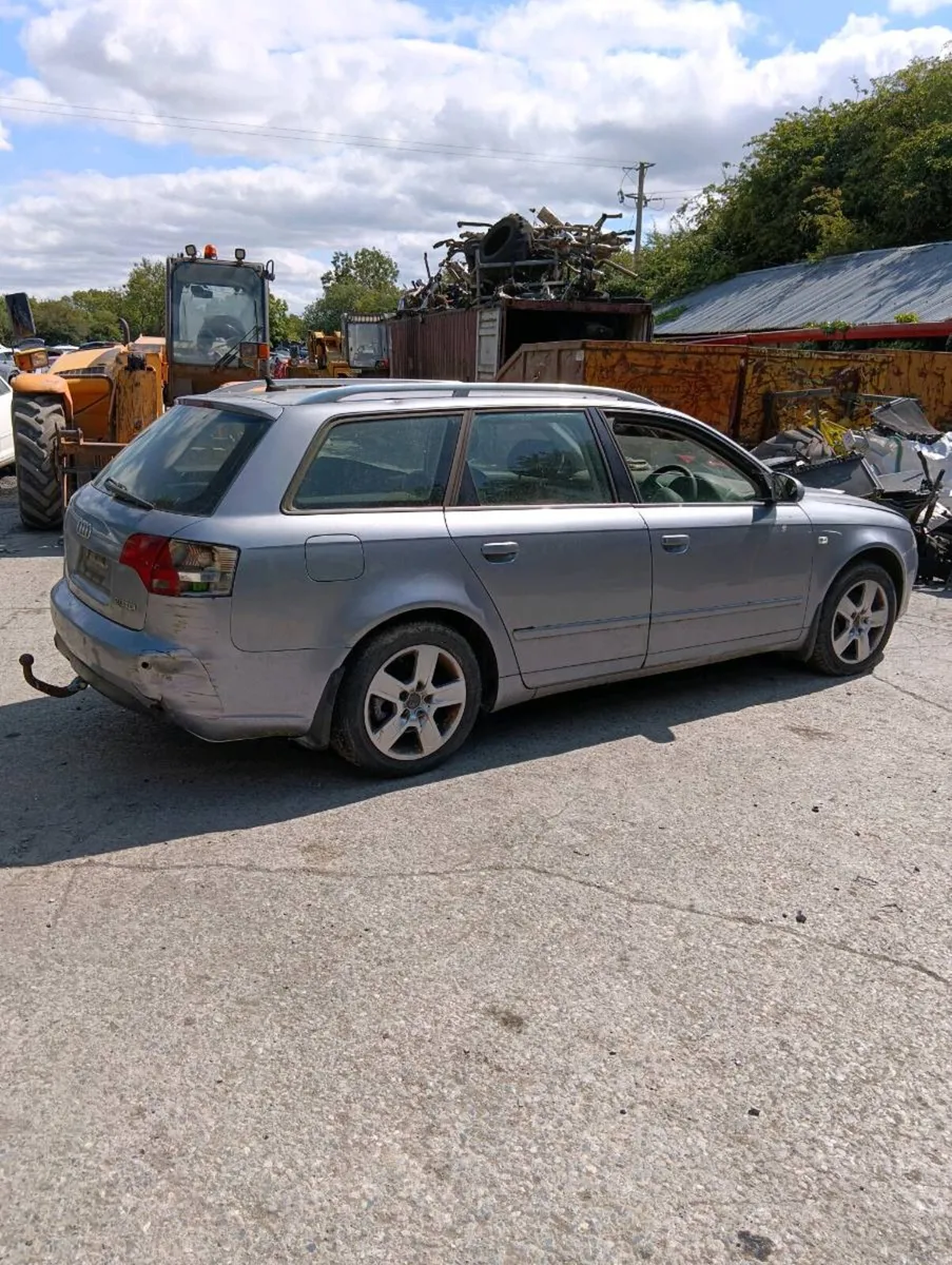 Breaking audi A4 b7 2007 2.0tdi blb - Image 3