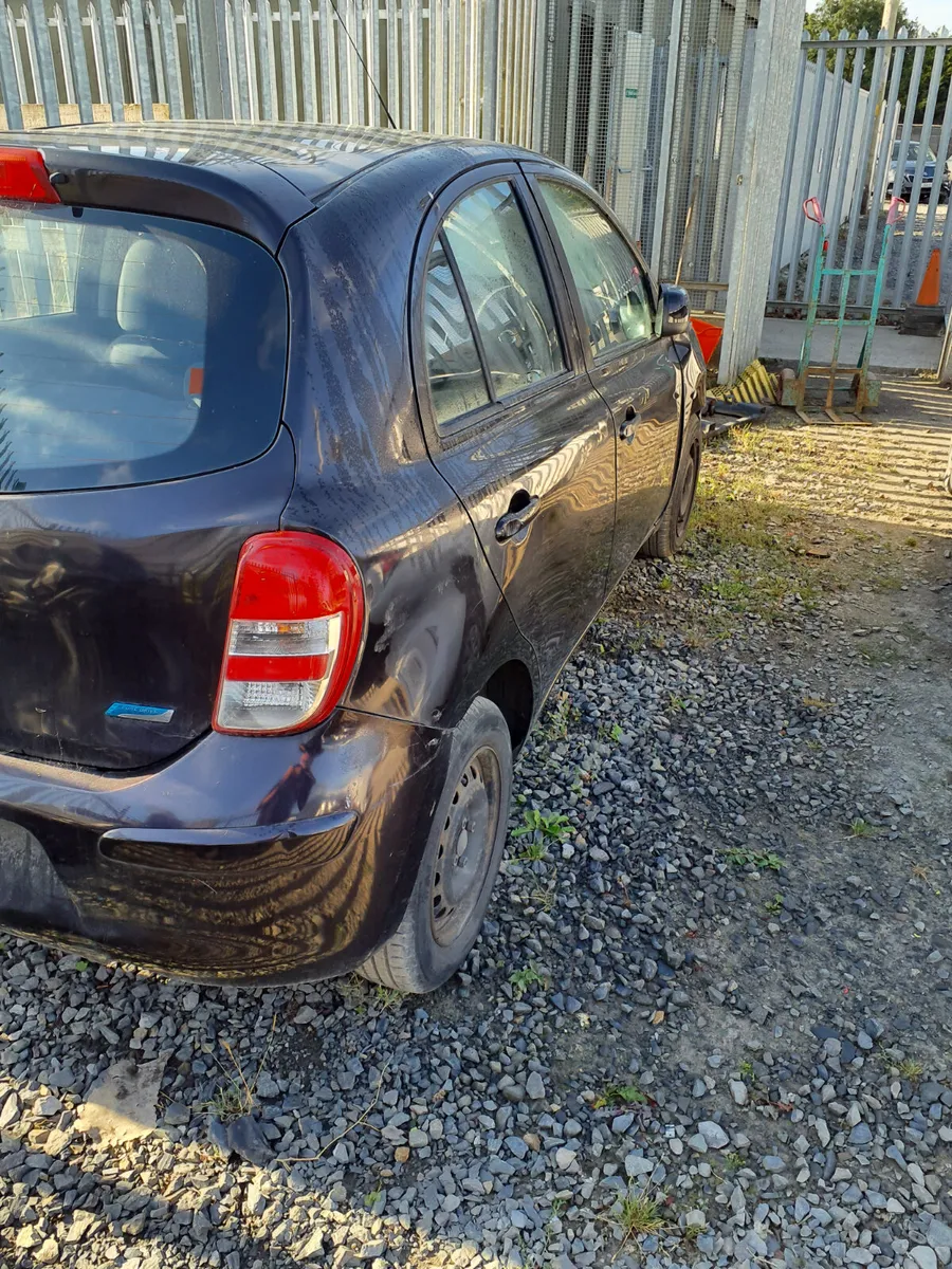 Nissan March 2011 driving clearance Sale €1500 - Image 4