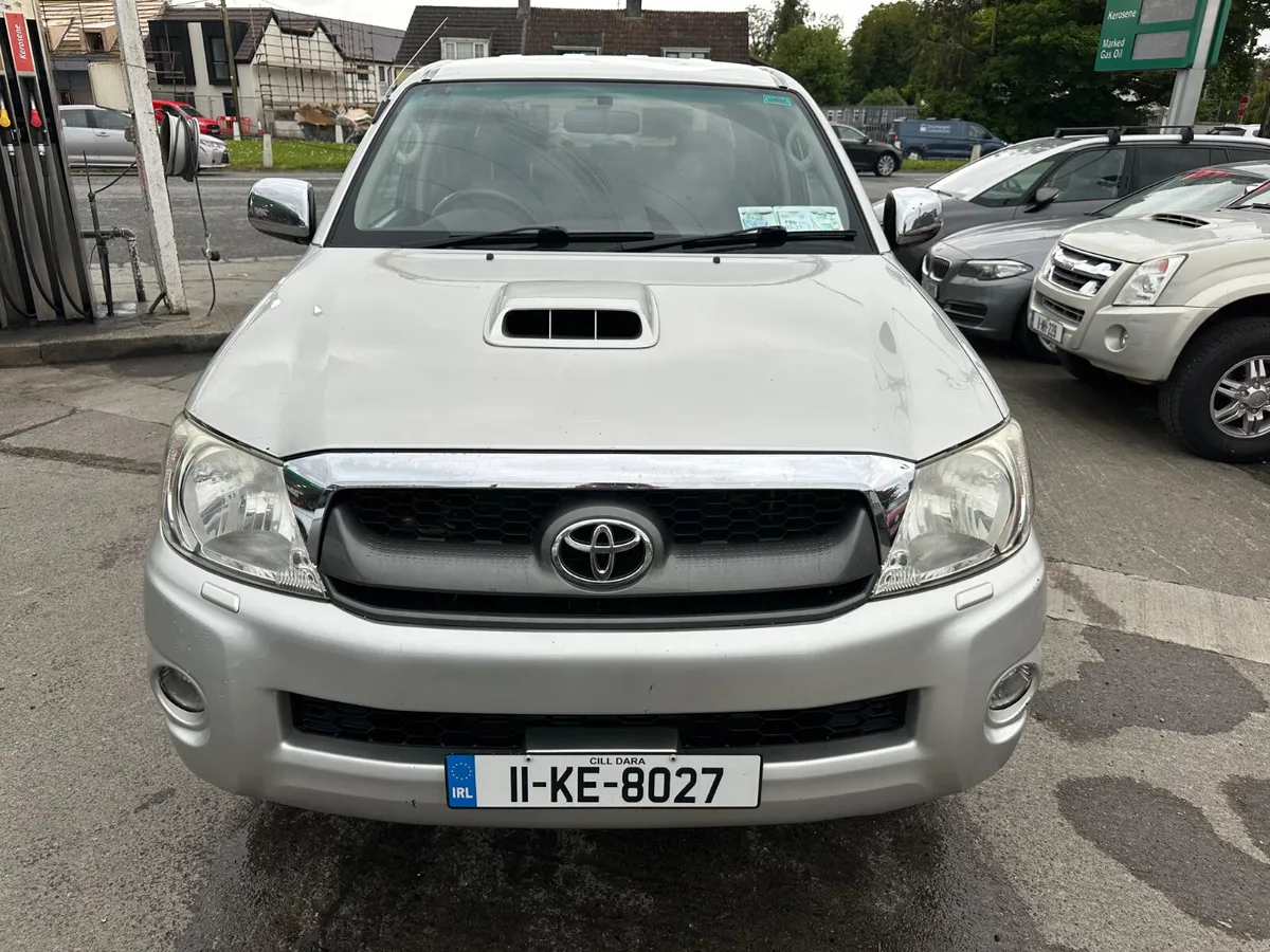 Toyota Hilux 2011 2.5 D-4D HL3 4WD 120BHP 4 4DR - Image 3