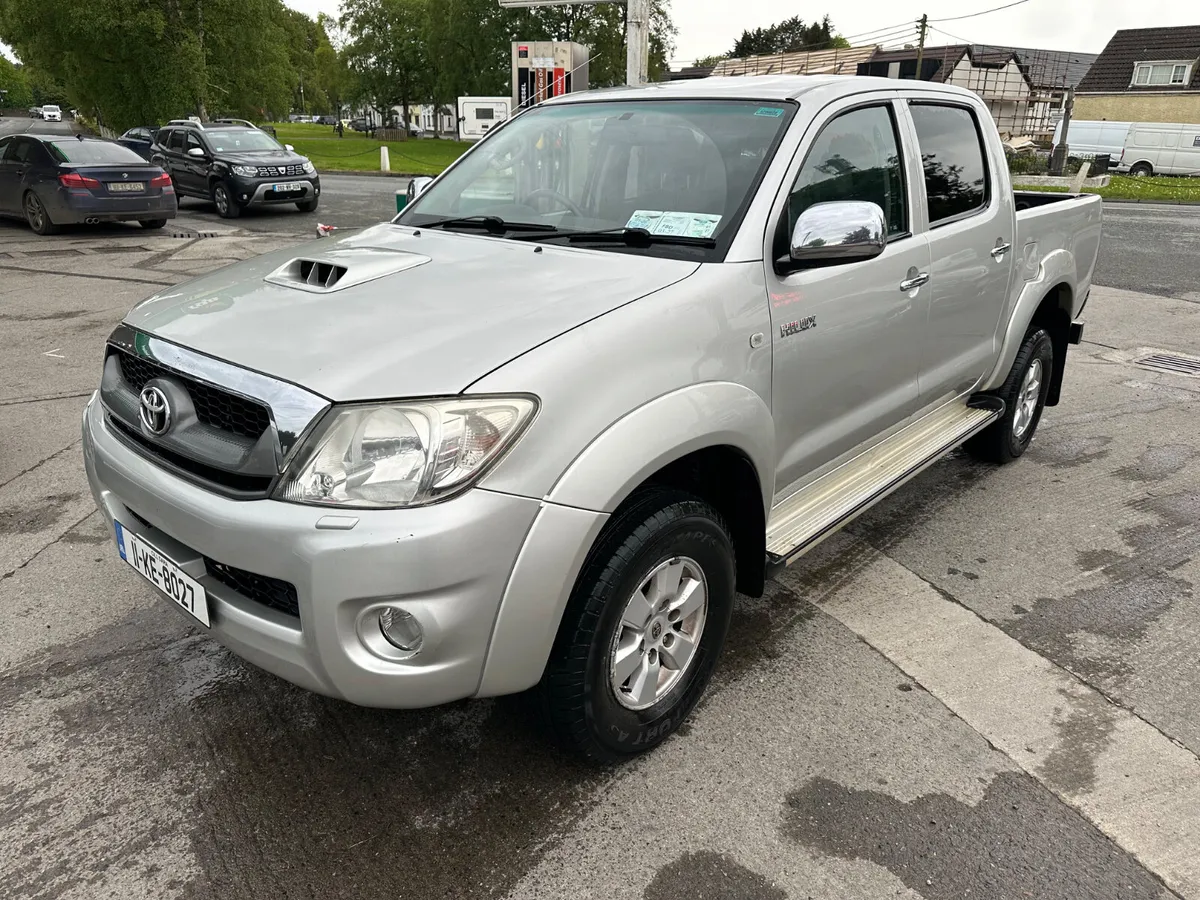 Toyota Hilux 2011 2.5 D-4D HL3 4WD 120BHP 4 4DR - Image 1