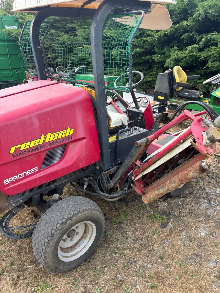 Commercial cylinder mower - Image 2