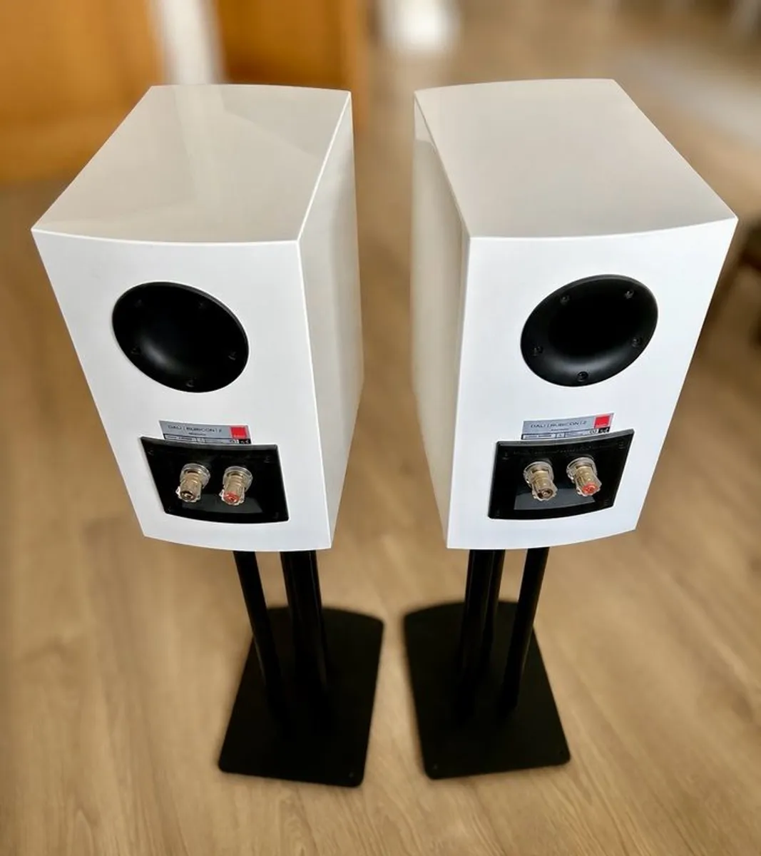 DALI Rubicon 2 (White) + Stands - Image 2