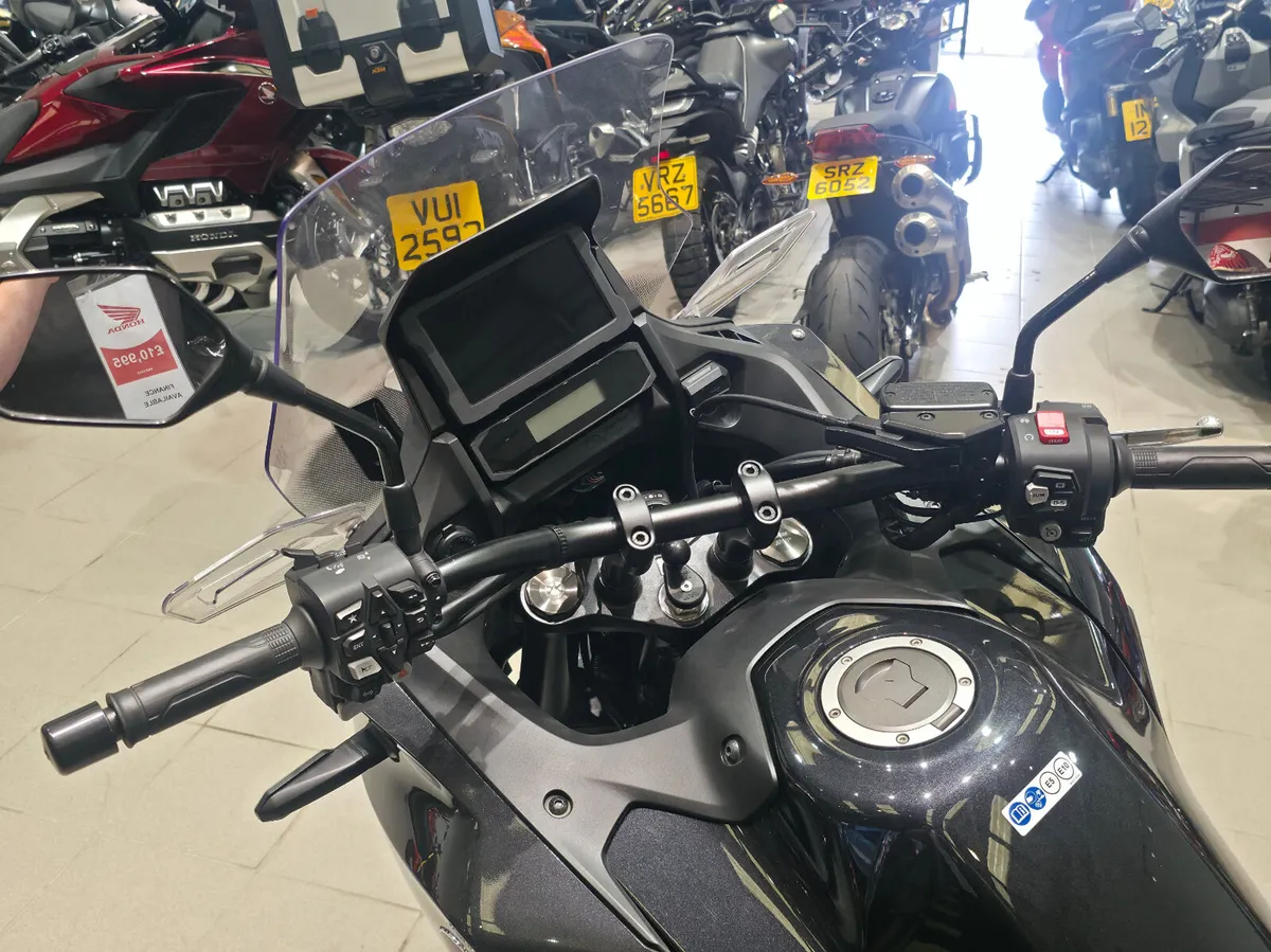 Honda NT1100Dct - Image 2
