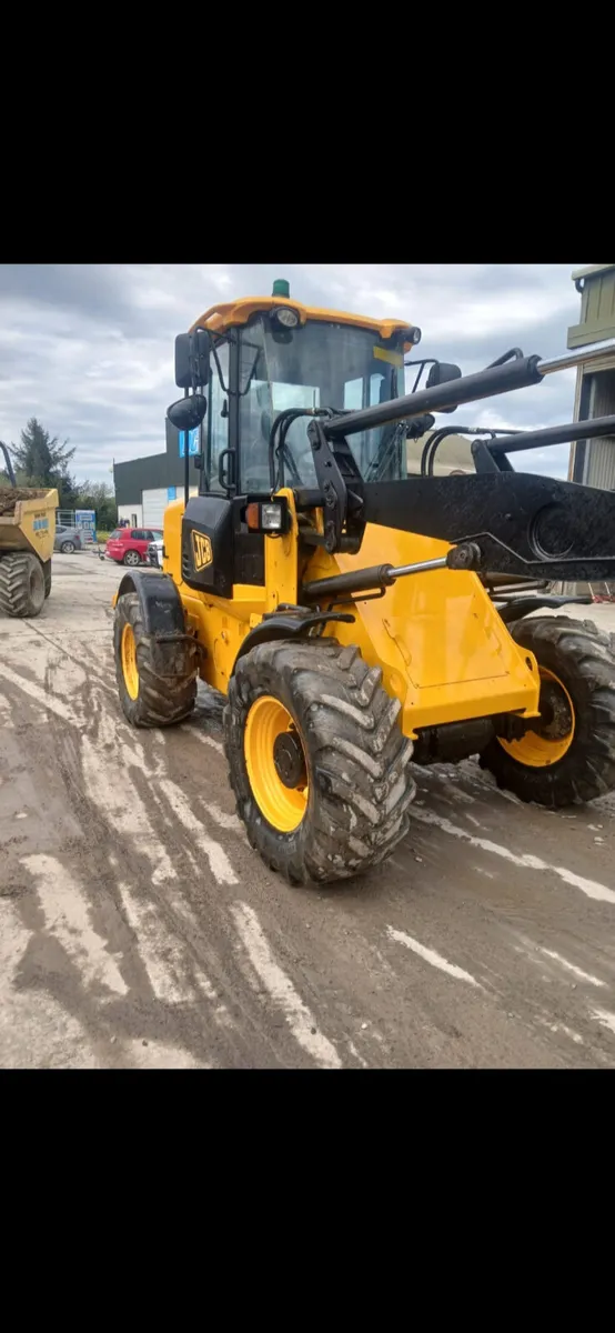Jcb 411 loader - Image 2