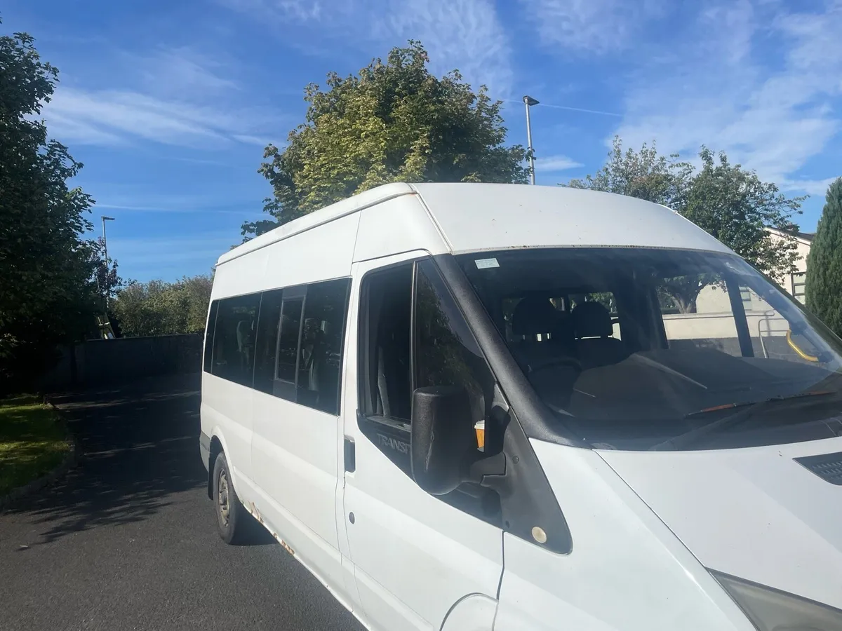 2008 14 Seater Ford Transit Minibus - Image 4