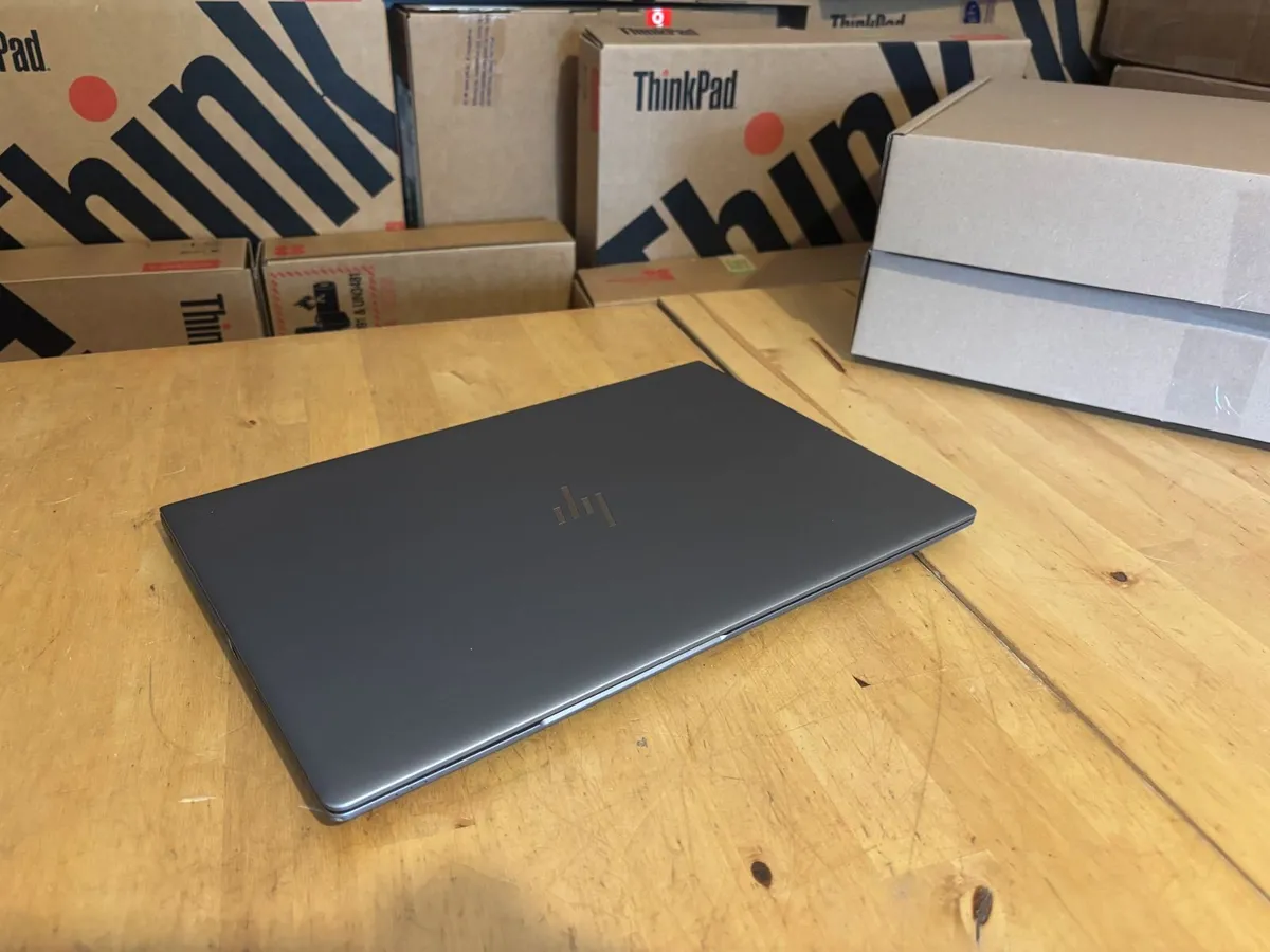 HP zBook 15u Workstations-32Gb Ram-i7-Graphics - Image 4