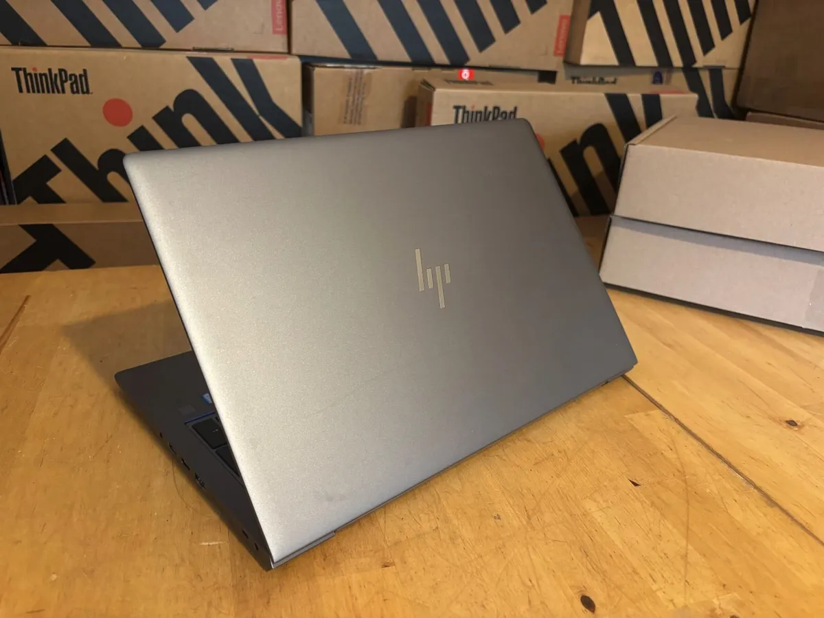 HP zBook 15u Workstations-32Gb Ram-i7-Graphics - Image 3