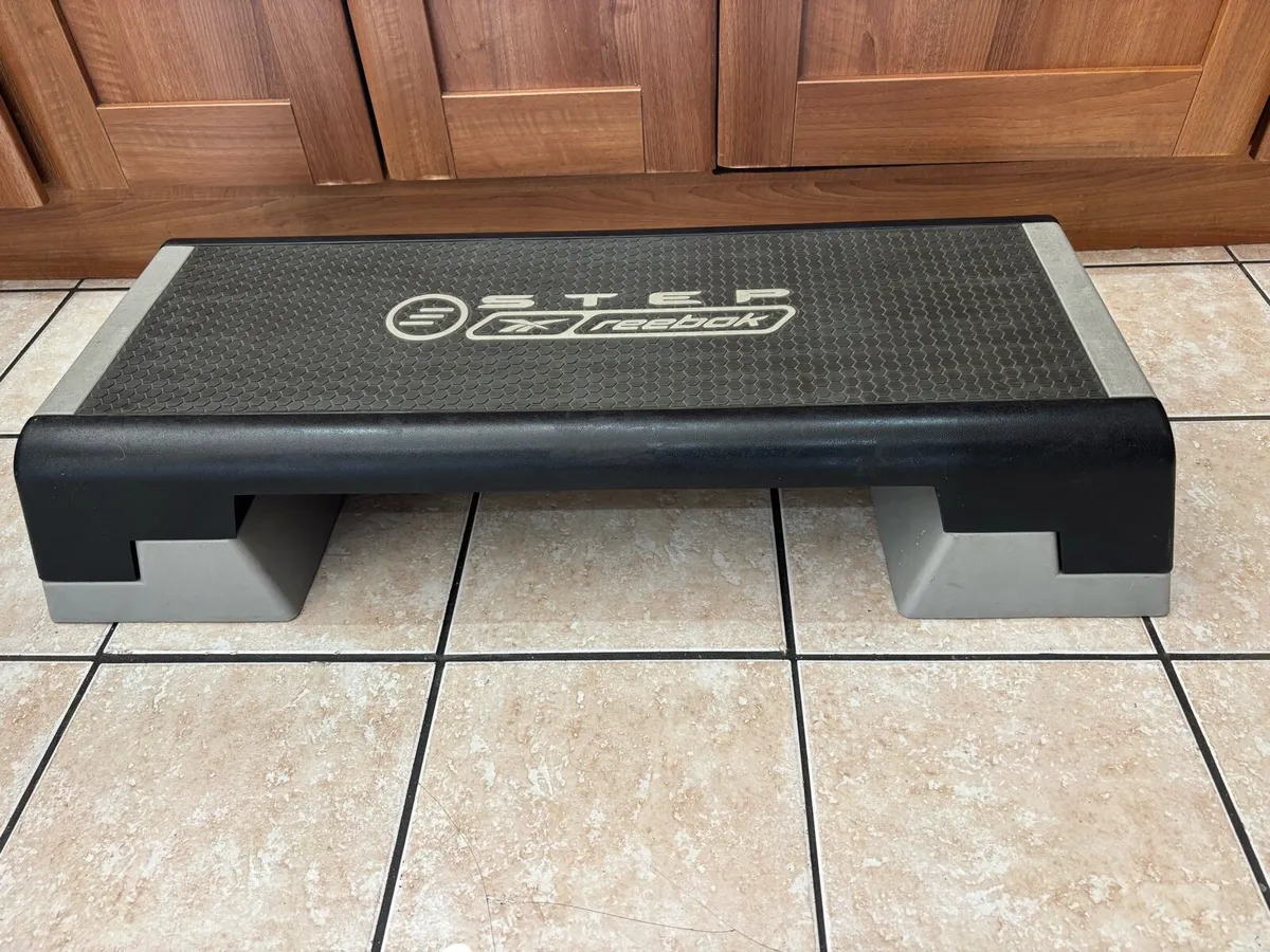 BEST LARGE AEROBIC REEBOK STEP,  SAVE 60 EURO!!! - Image 2