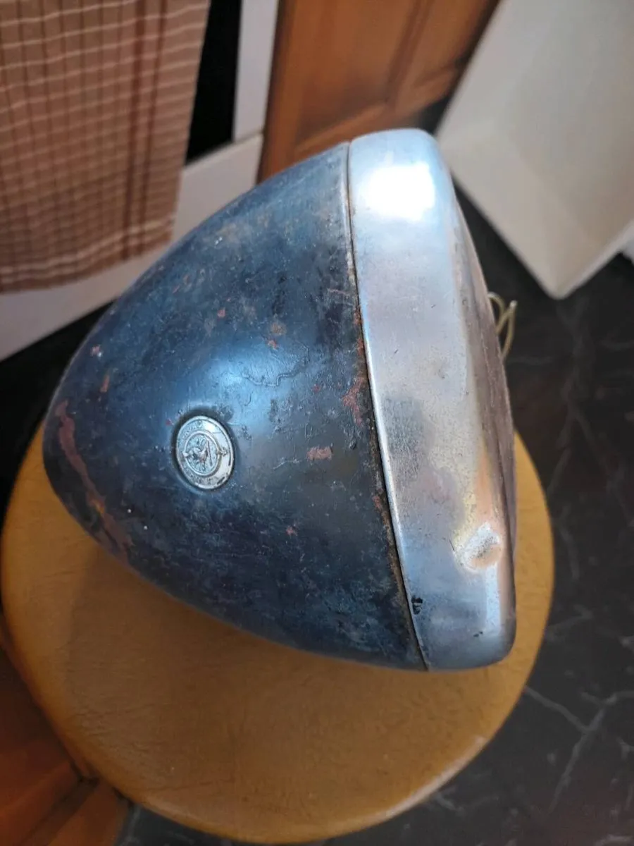Vintage Car Headlamp - Image 1