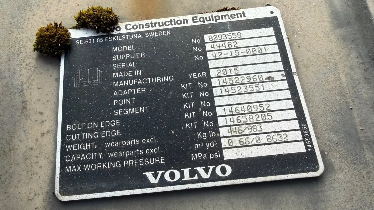 Volvo 1.1m Digging Bucket - 0.66m3 - Image 4