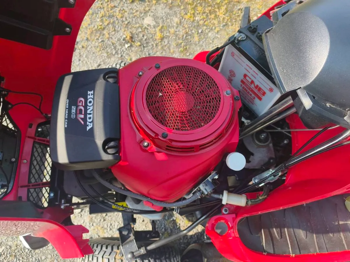 Ride on mower - Image 3