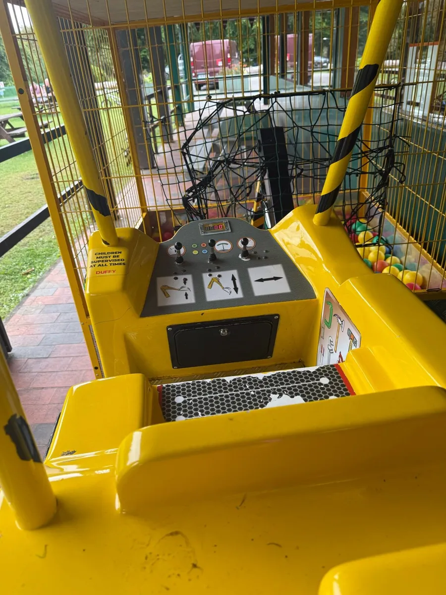 Mini digger - Image 1