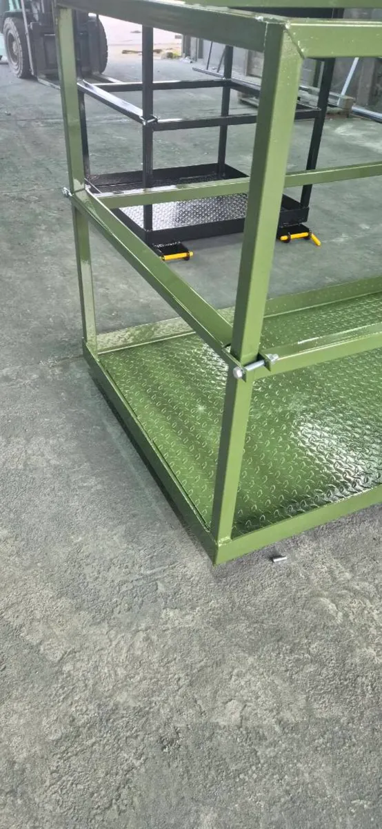 7x4ft 2 man basket €1000 including delivery - Image 4