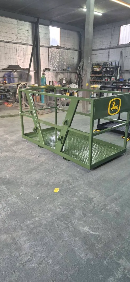 7x4ft 2 man basket €1000 including delivery - Image 2