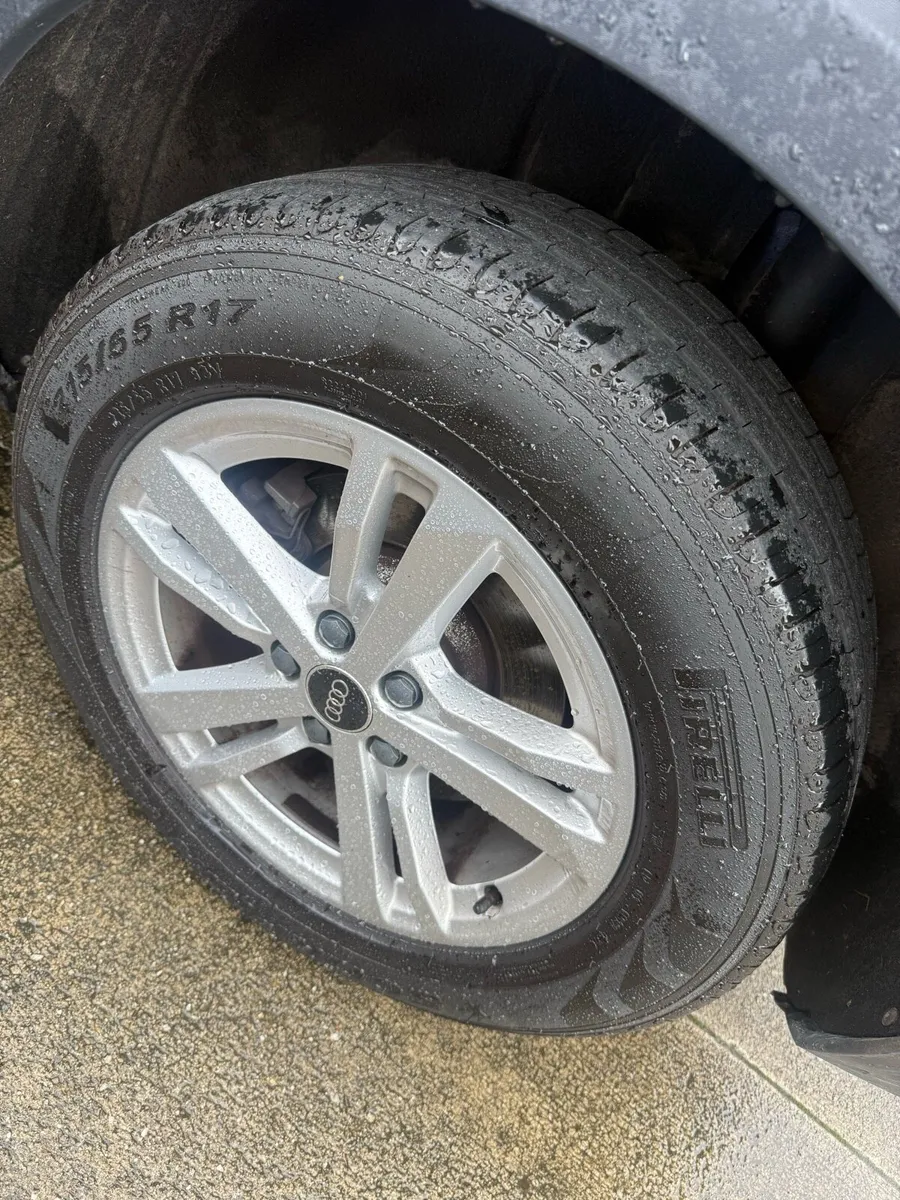 17” 2022 genuine Audi q3 Alloys - Image 4