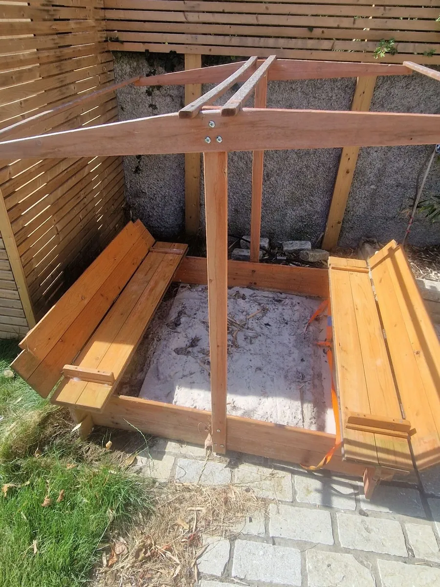 Covered Sand Pit With Closeable Wooden Cover - Image 3