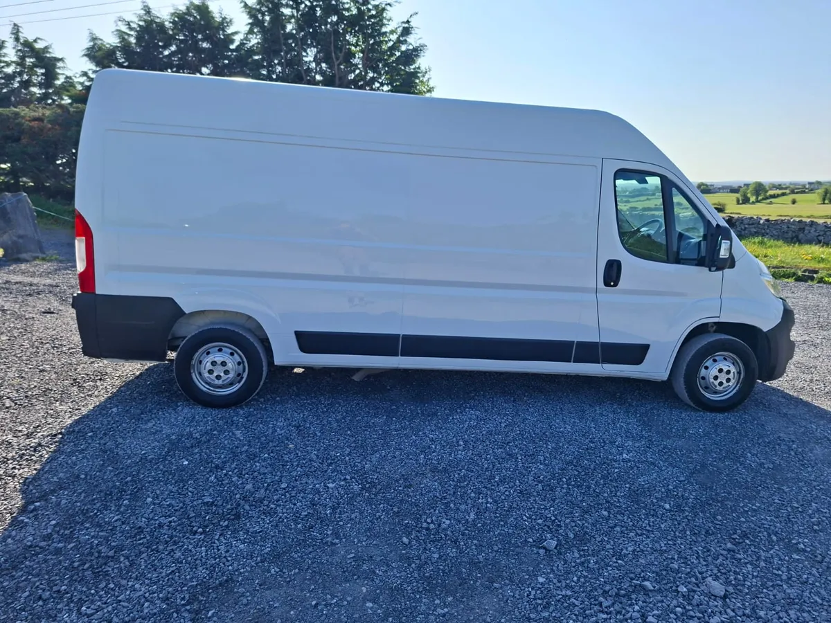 2022 Opel Movano - Image 4