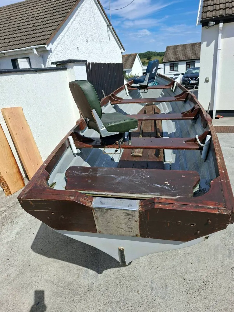 19ft anglers fancy boat - Image 2