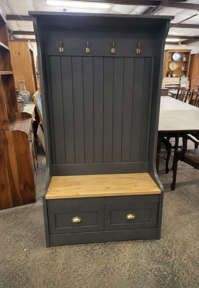 Coat hanging storage benches, pine workshop - Image 1