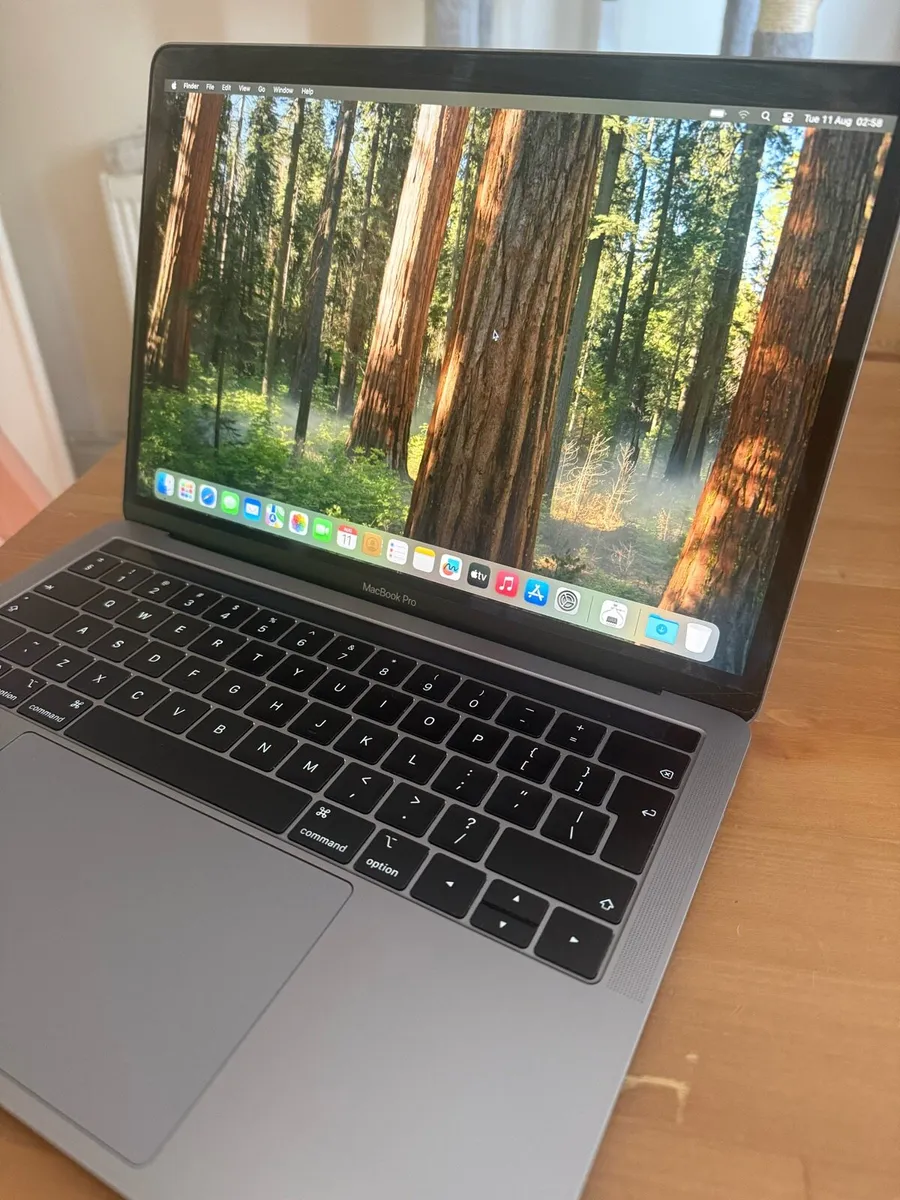 Apple MacBook Pro 13-Inch 2019 - i5 / 16gb RAM - Image 1