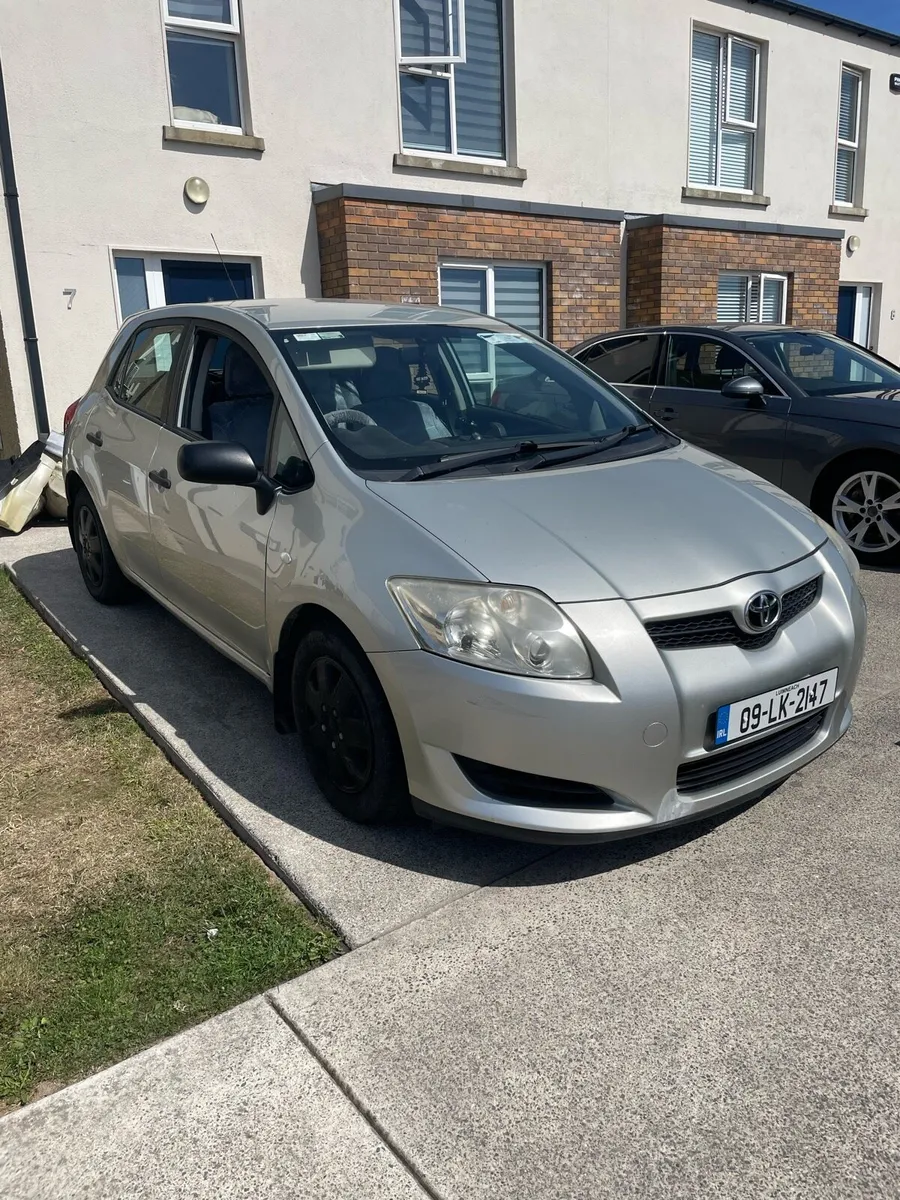 Toyota Auris - Image 1
