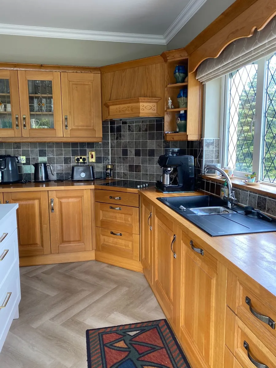 Kitchen Units for Sale - Image 4