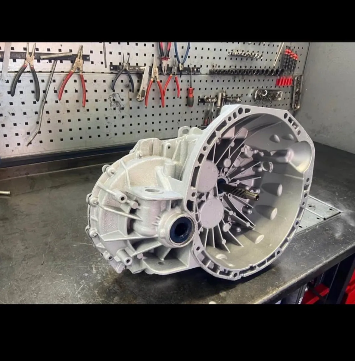 Gearbox after full renovation - Image 1