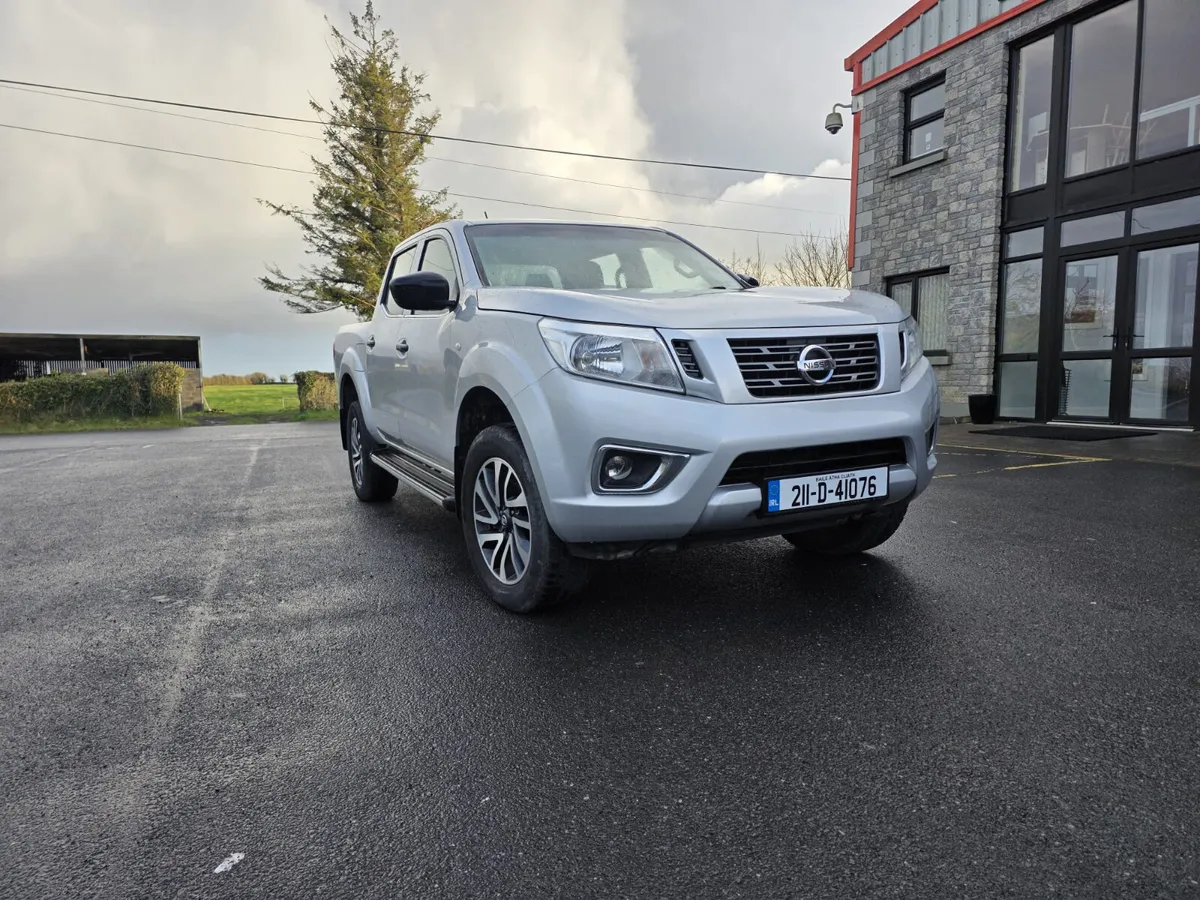2021 Nissan Navara - Image 4