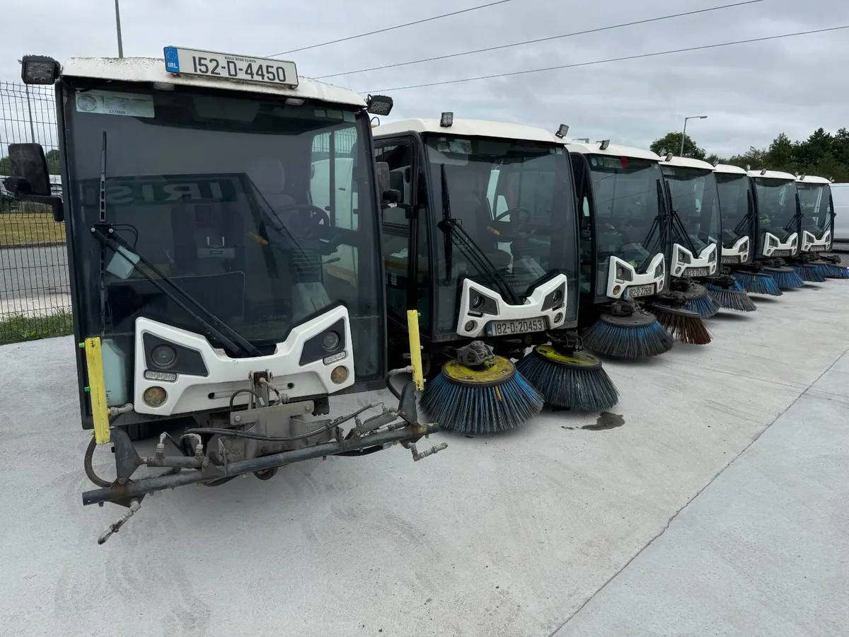 UNRESERVED SWEEPERS FOR AUCTION TOMORROW!!!! - Image 3