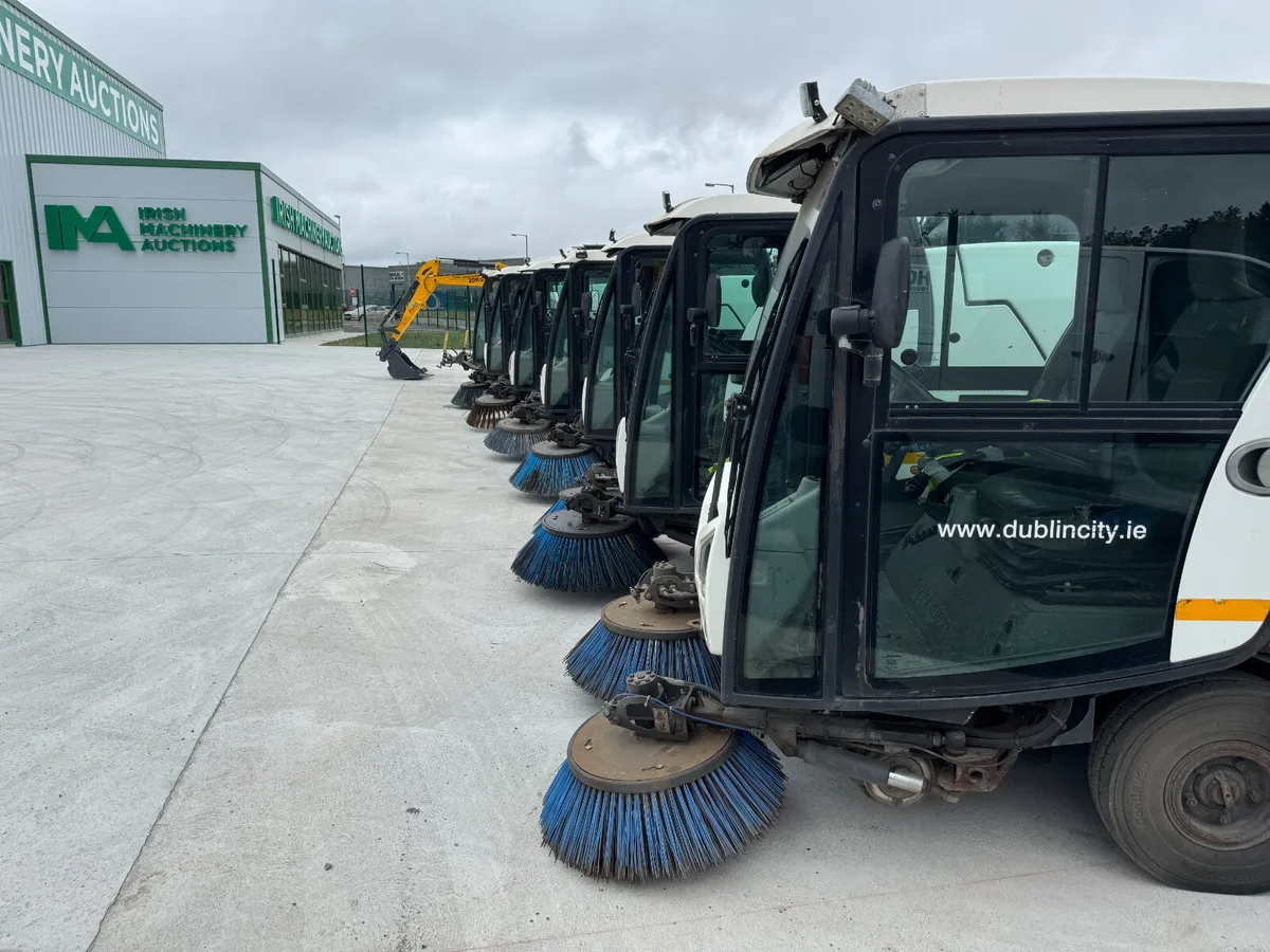 UNRESERVED SWEEPERS FOR AUCTION TOMORROW!!!! - Image 2