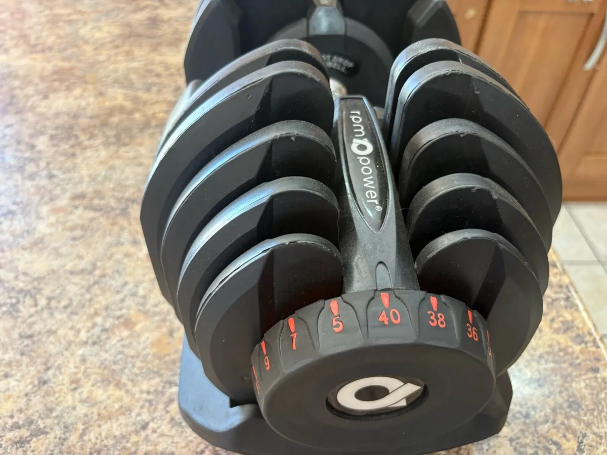 Selectable Dumbbell 1 X 2.5-40kg, WORKS PERFECT!! - Image 2