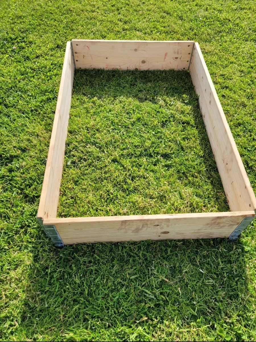 Pallet Collars - Image 1