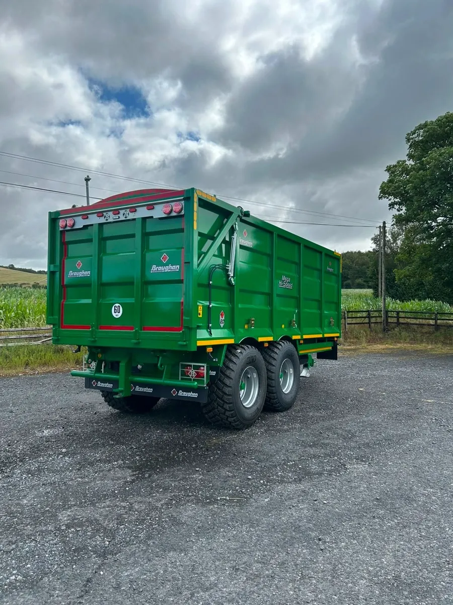 New Broughan 20x8x6 Grain Trailer - Image 3