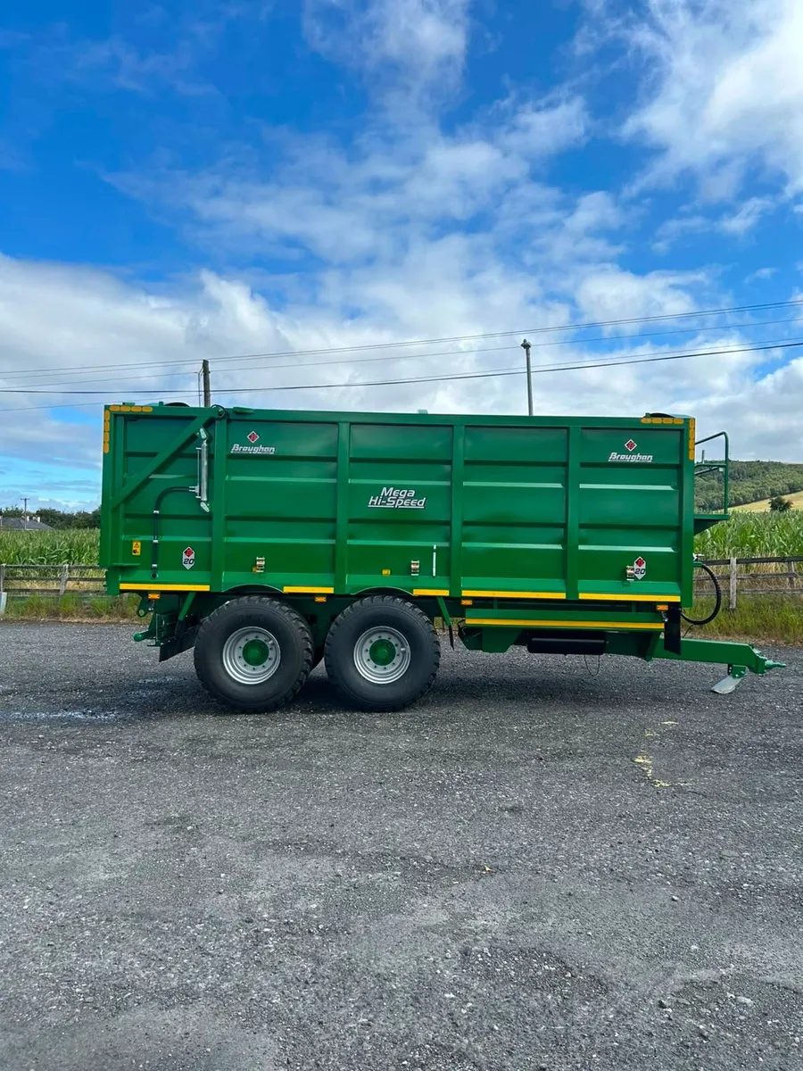 New Broughan 20x8x6 Grain Trailer - Image 4