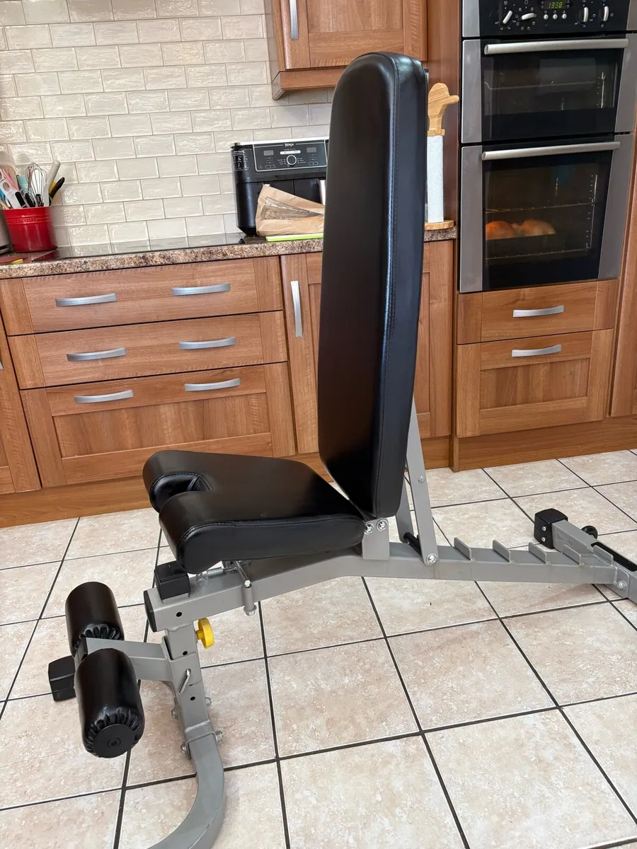 IMPULSE GYM SPEC HEAVY DUTY WEIGHT BENCH, PERFECT! - Image 4