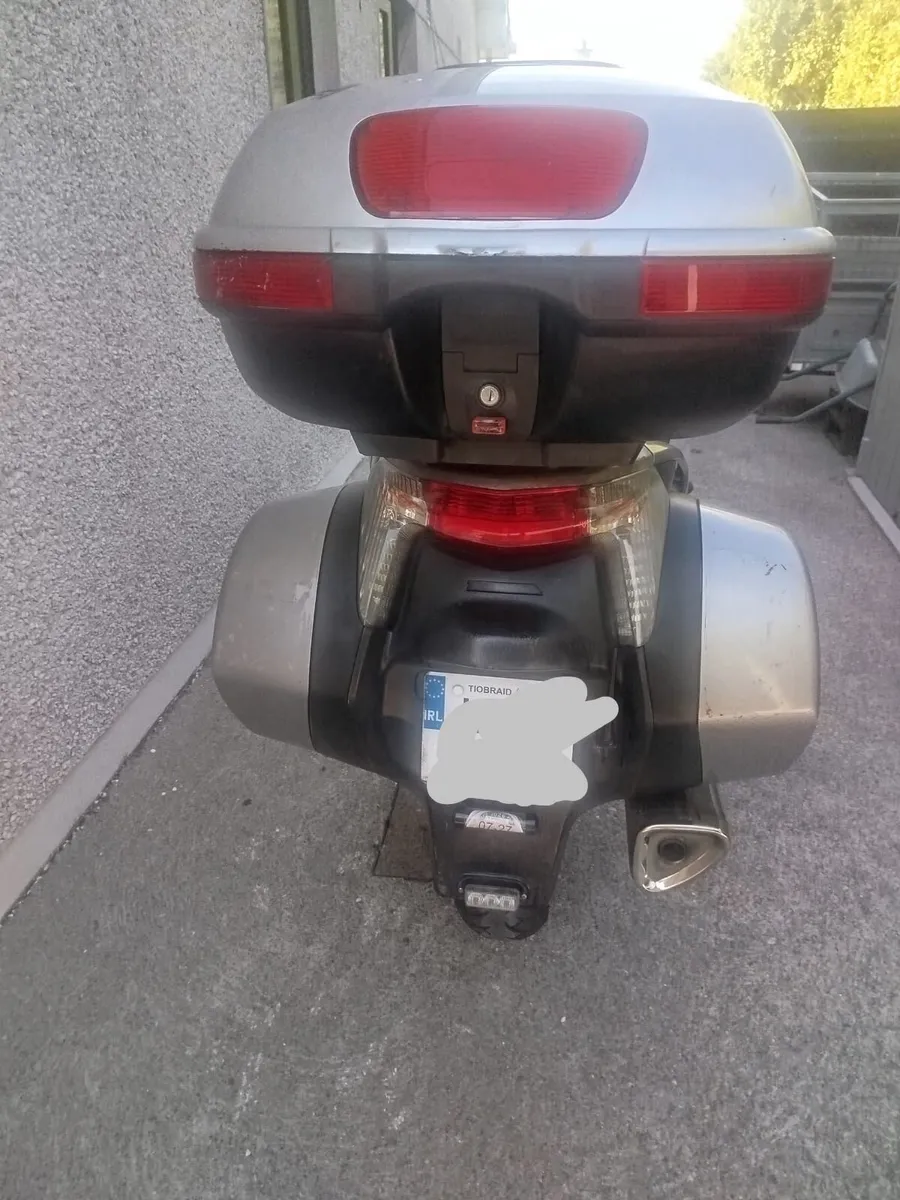 Motorcycle - Image 2