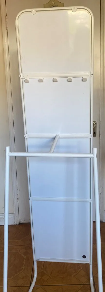 Full length standing mirror - Image 1