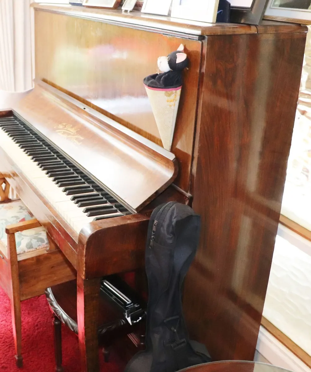 Piano - Image 3