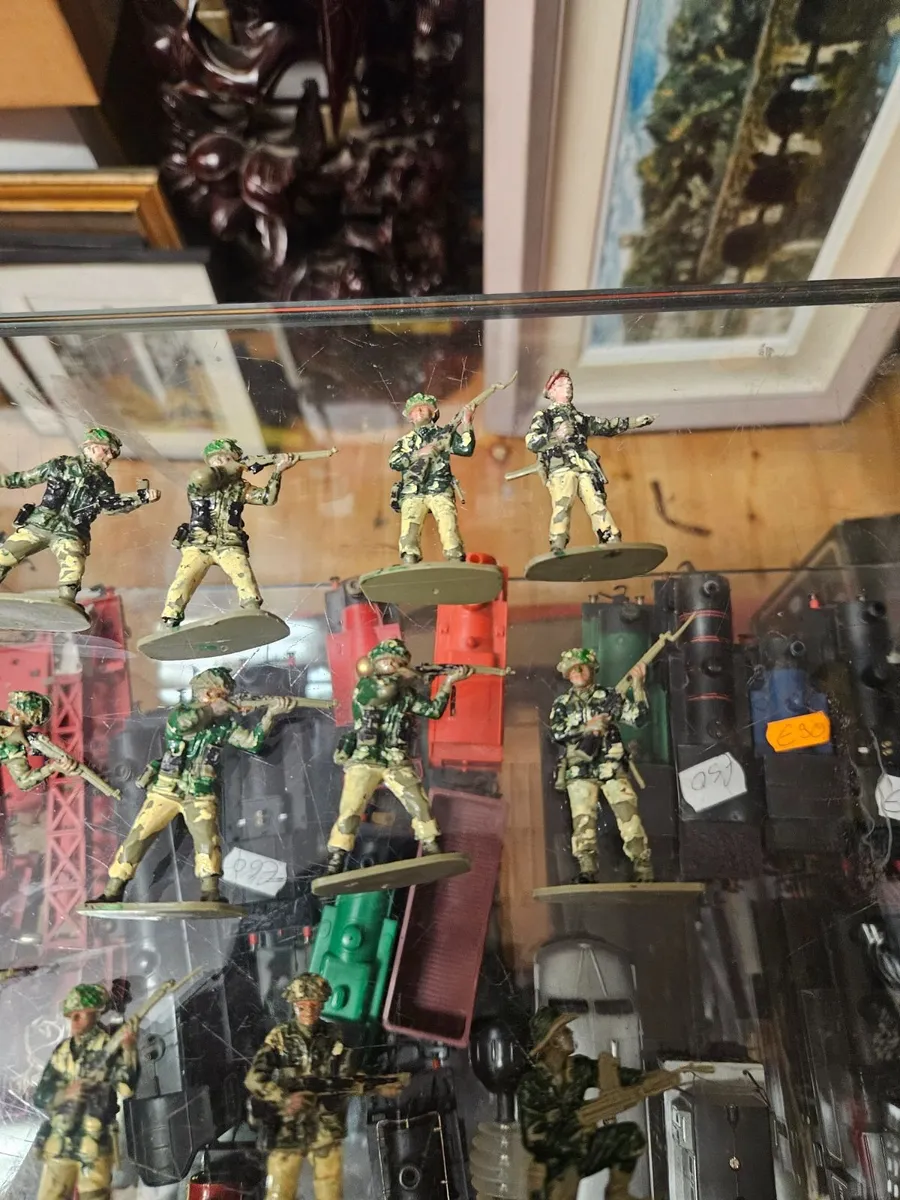 Airfix British WW2 Paratroopers - Image 4