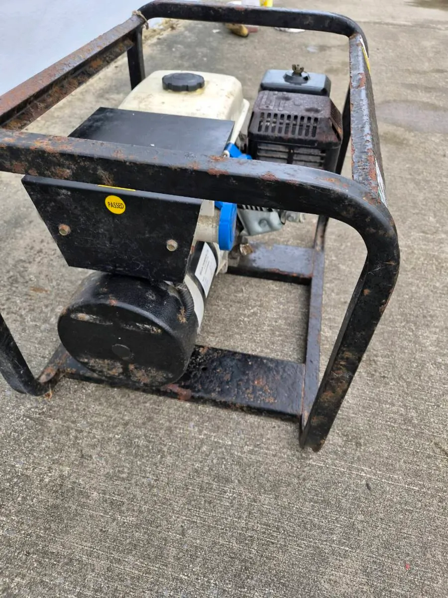 Honda Generator - Image 4