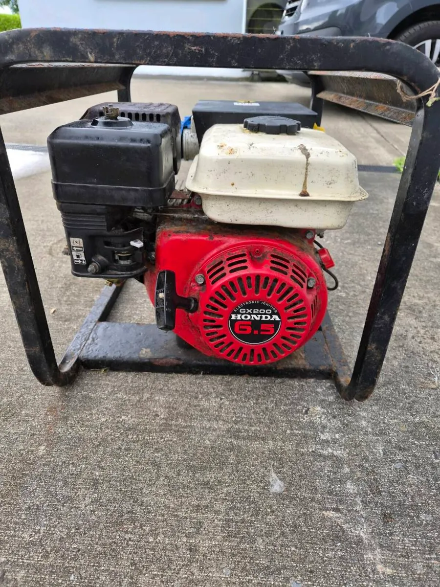 Honda Generator - Image 1