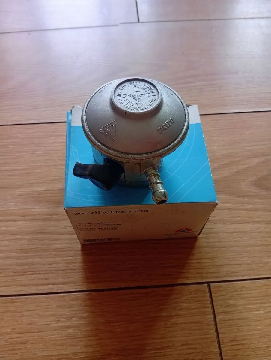 Propane Butane gas Clip Regulator 27mm 37mbar - Image 3