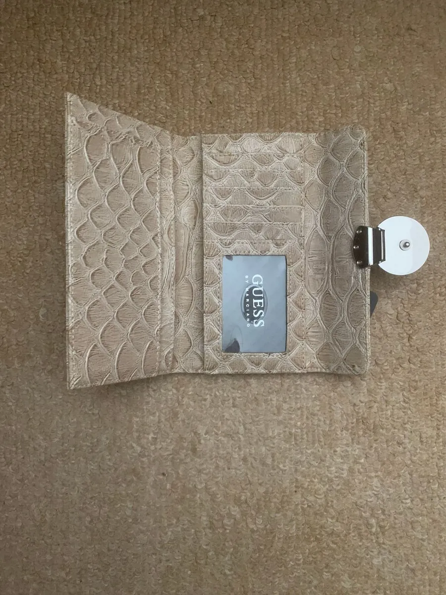 Womens Guess Wallet - Image 3