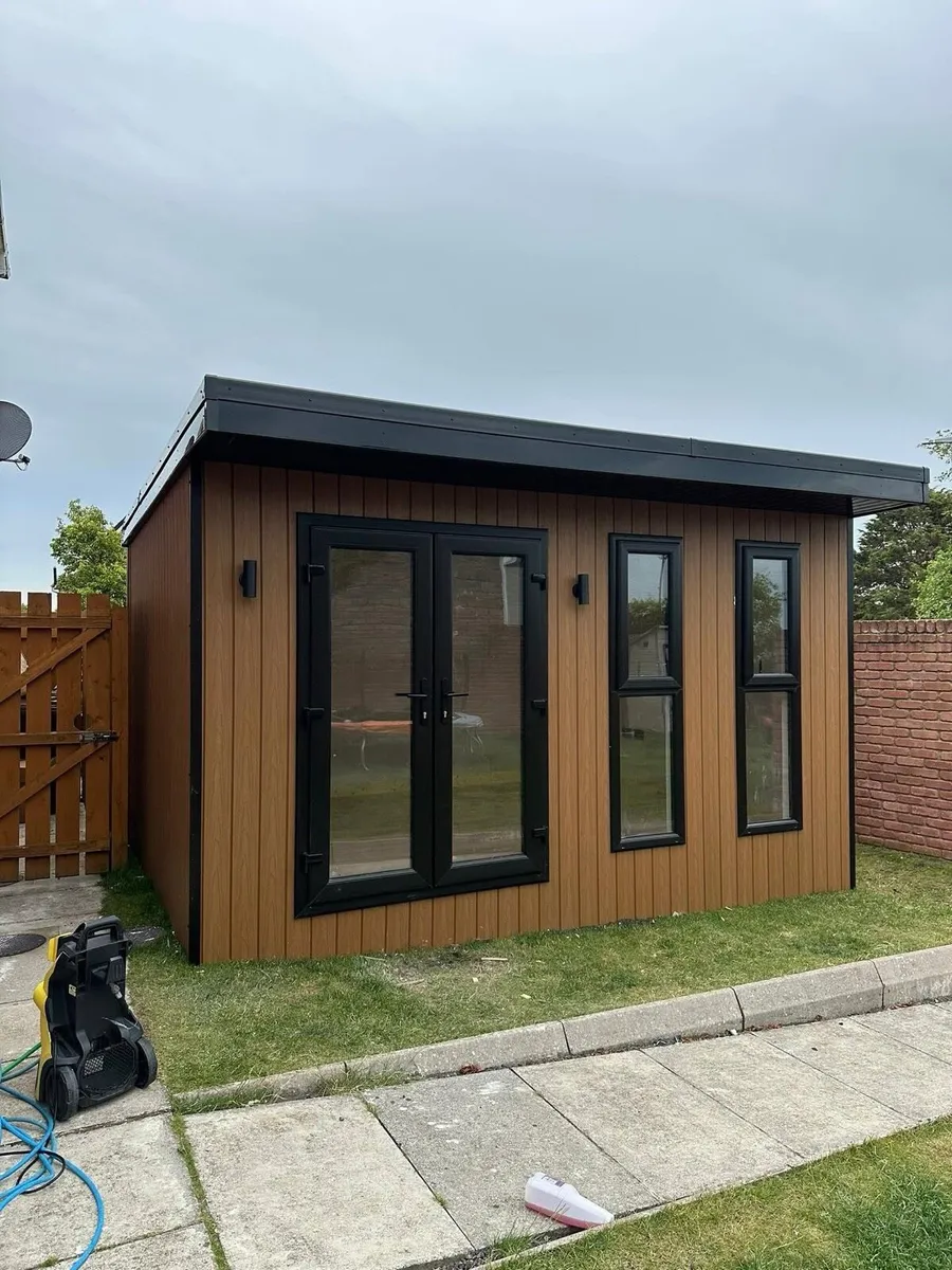 Composite garden room - Image 1