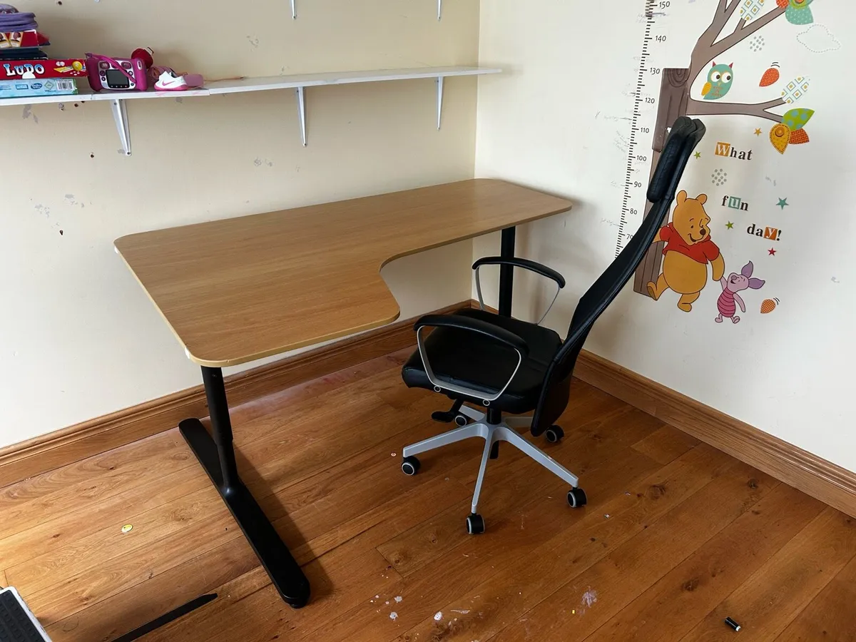 Office deck and chair - Image 1