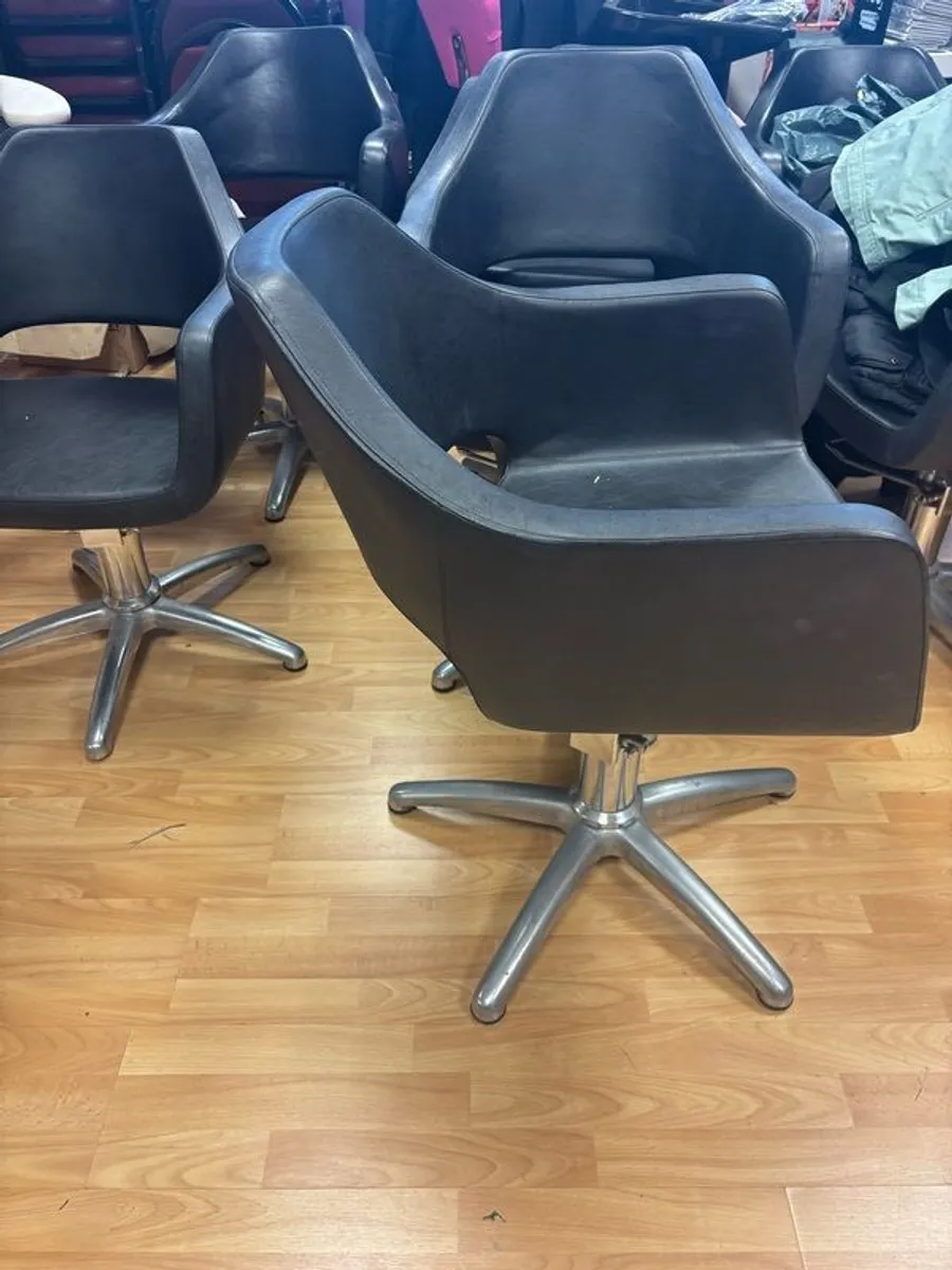 Salon Chairs x 6 - Image 1