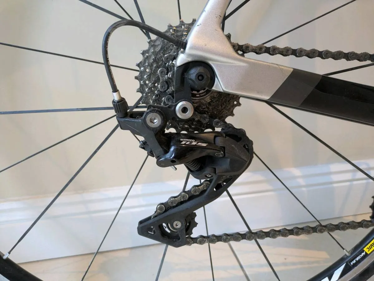 Van Rysel Ultra CF 105 (Fully Carbon frame) Size X - Image 3